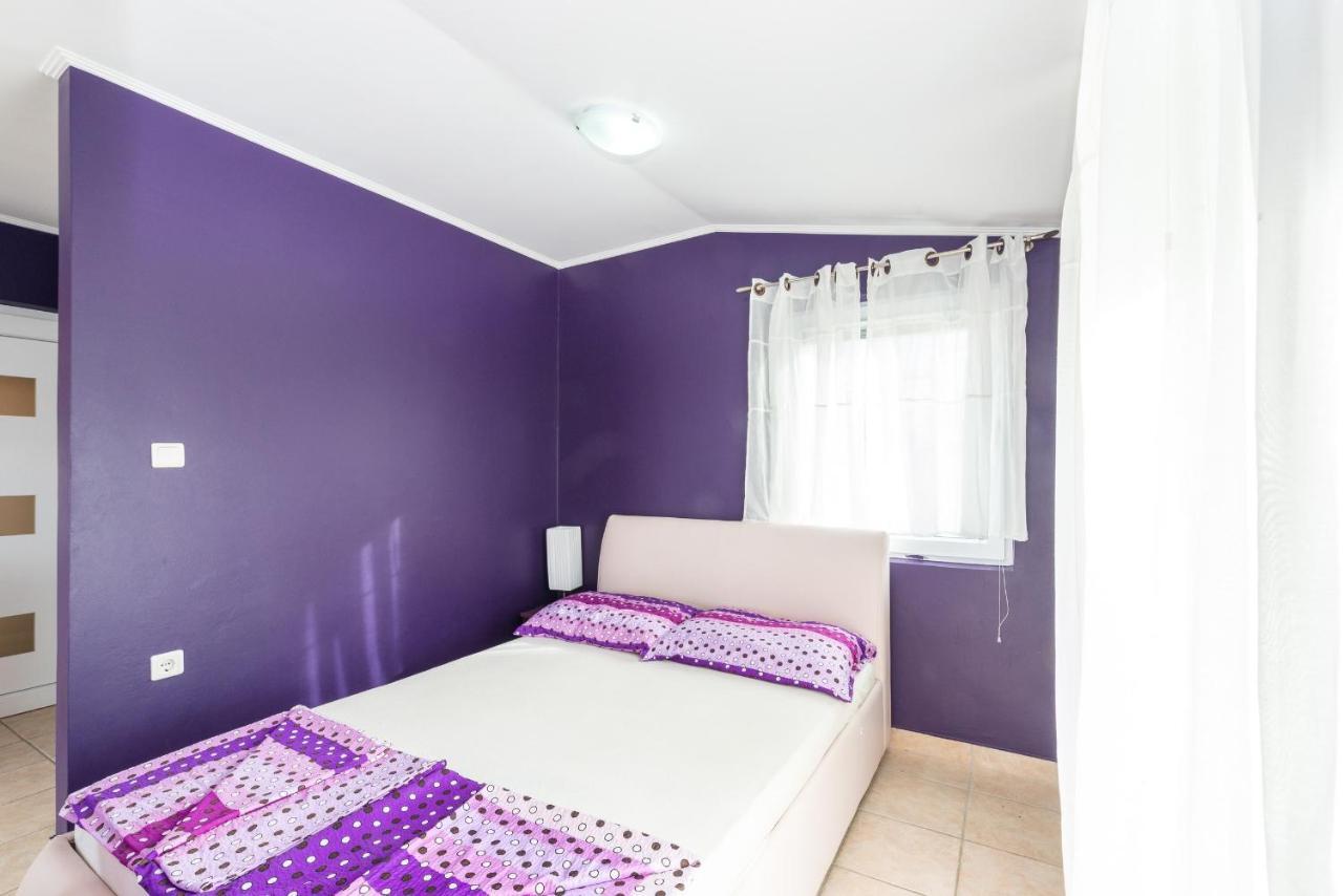 Apartments Mahnet Vir Room photo